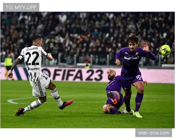 佛罗伦萨三中卫体系存隐患 边路防守面对传中易失位 佛罗伦萨三中卫体系存隐患 边路防守面对传中易失位